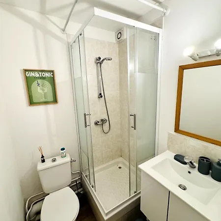 Joli Petit Proche Centre De - Brown קאין