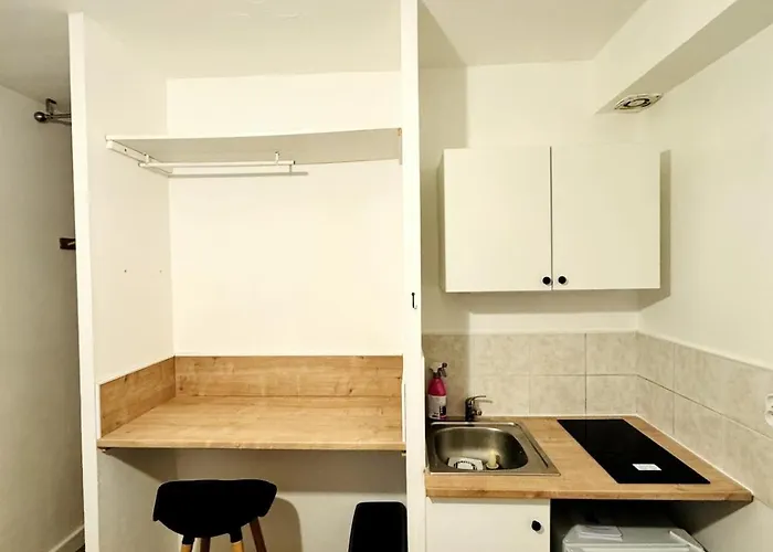 Joli Petit Proche Centre De - Brown *